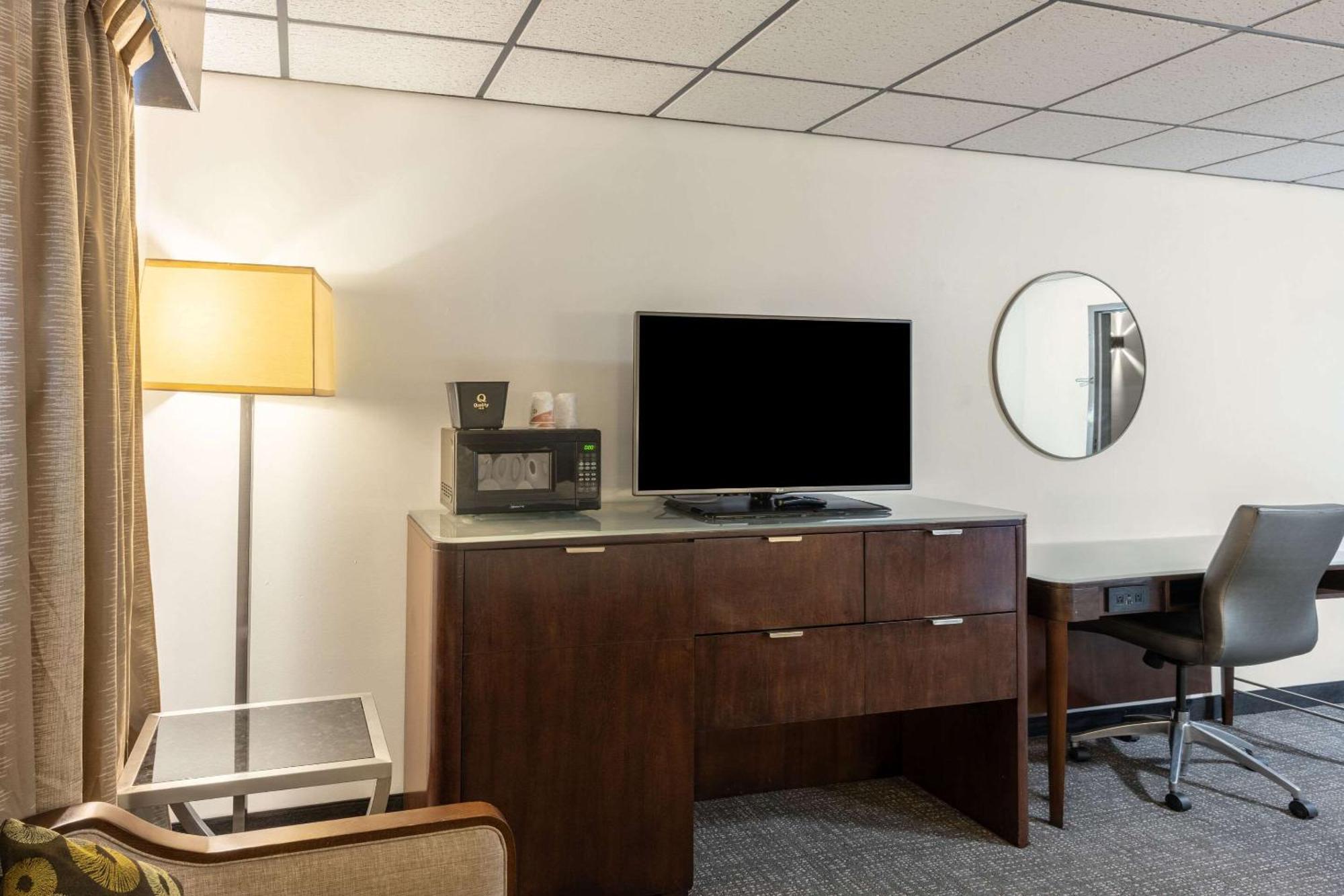 Quality Inn & Suites Caribou Exteriör bild