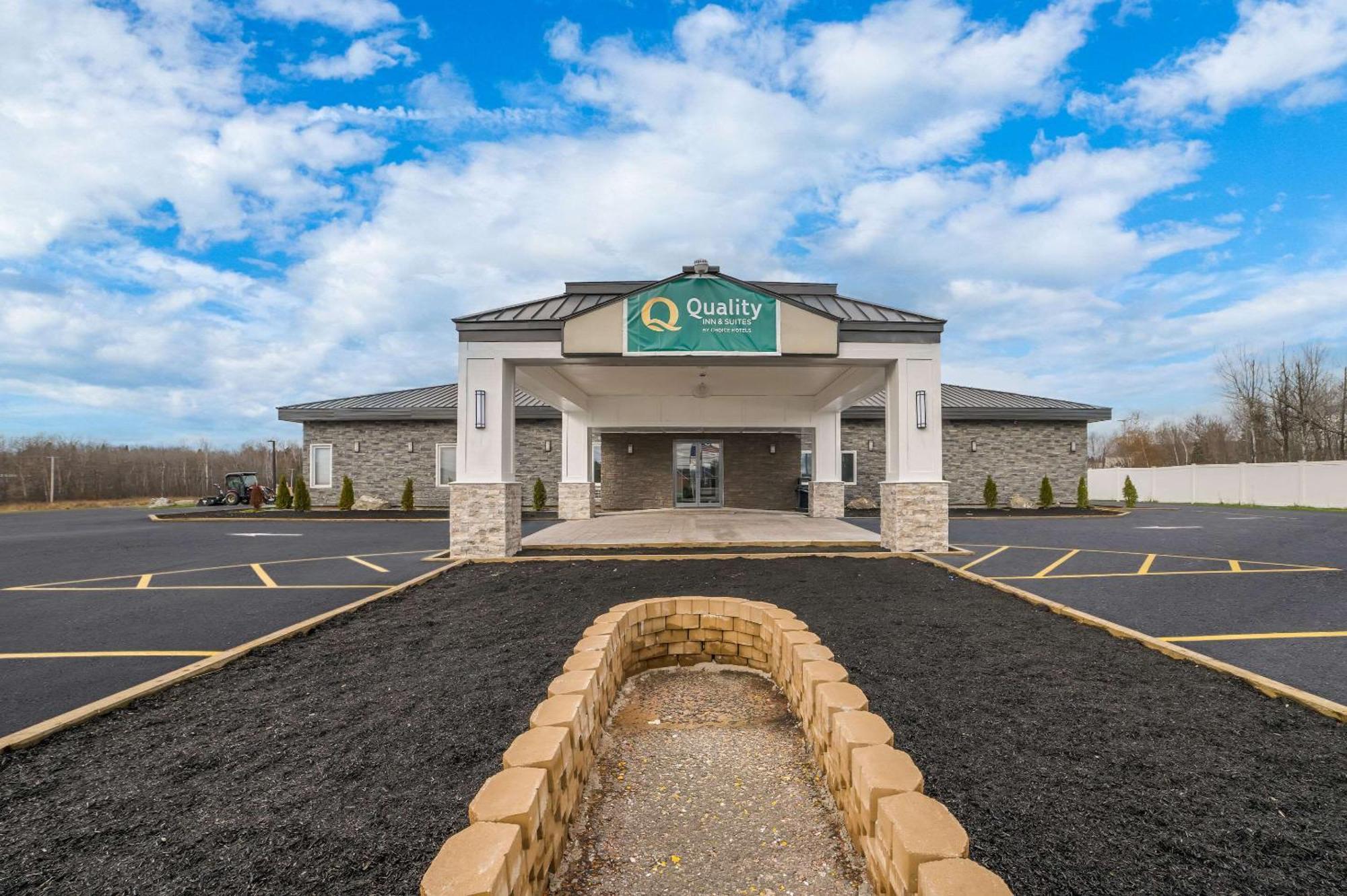 Quality Inn & Suites Caribou Exteriör bild